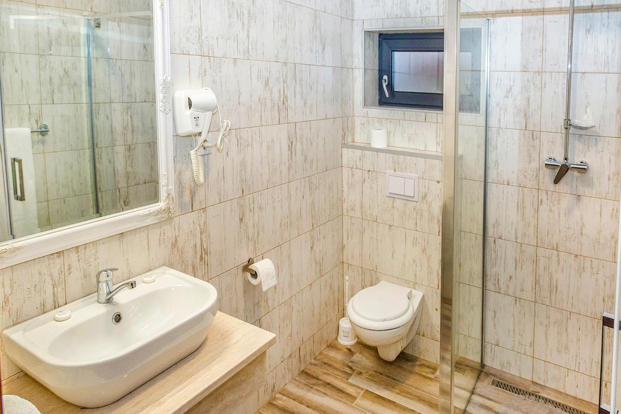Casa Baimareana Otel Baia Mare Dış mekan fotoğraf