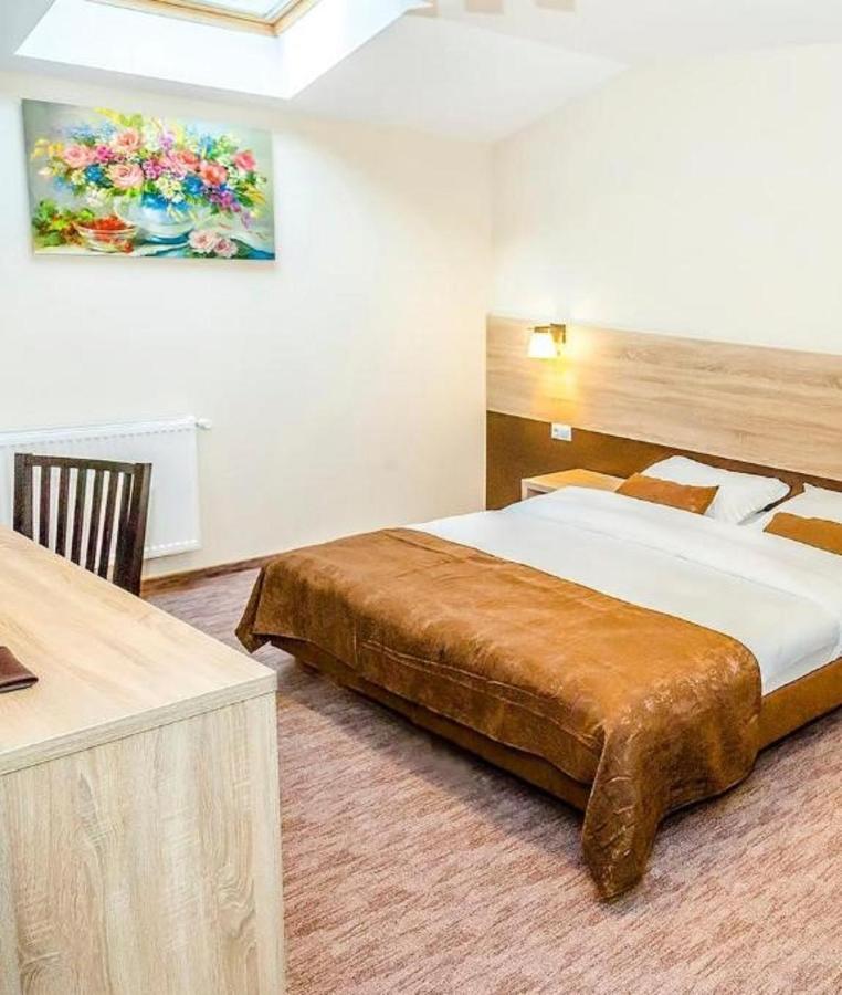 Casa Baimareana Otel Baia Mare Dış mekan fotoğraf